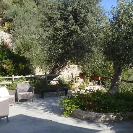A Casa Di Zia Marta Ravello